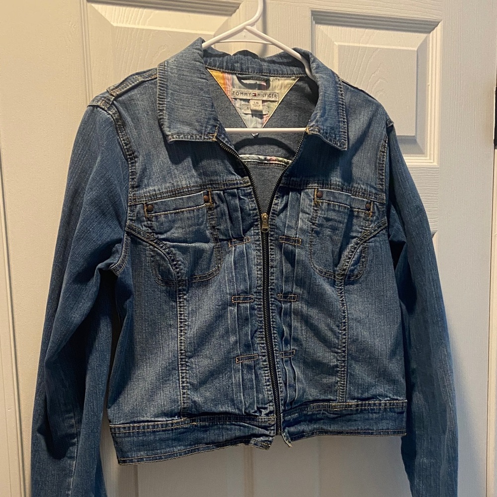 Tommy Hilfiger Cropped Blue Denim Jacket